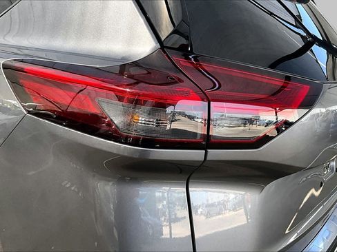 Used 2023 Nissan Rogue Platinum w/ Platinum Premium Package FWD image 29