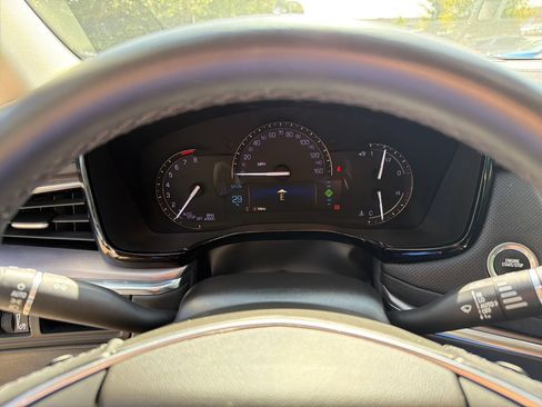 Used 2019 Cadillac XT5 Premium Luxury w/ Driver Assist Package FWD image 25