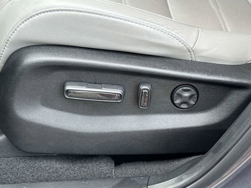 Used 2021 Honda CR-V Touring image 20