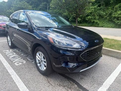 Used 2021 Ford Escape SE w/ Convenience Package AWD/4WD image 8
