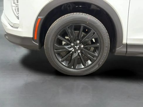 Used 2024 Mitsubishi Eclipse Cross LE AWD/4WD image 26
