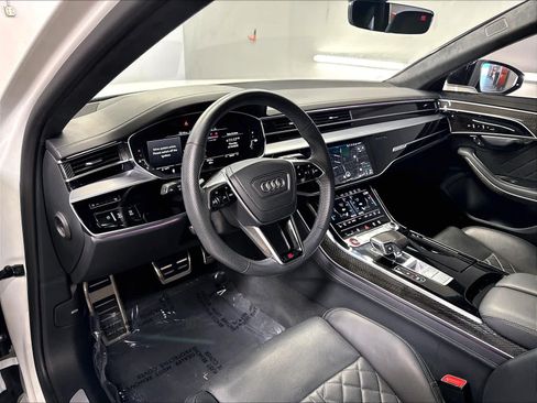 Used 2023 Audi S8 w/ S8 Comfort Plus Package AWD/4WD image 15
