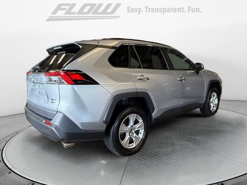 Used 2020 Toyota RAV4 XLE w/ Convenience Package AWD/4WD image 9