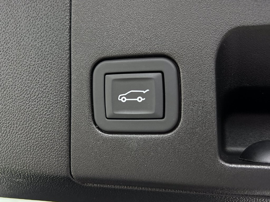New 2026 Cadillac XT5 Luxury AWD/4WD image 17