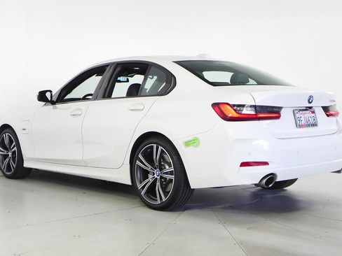 Certified 2023 BMW 330e w/ Premium Package image 9