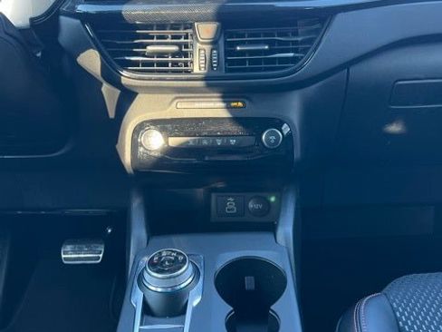 Used 2024 Ford Escape ST-Line w/ Tech Pack #1 image 10