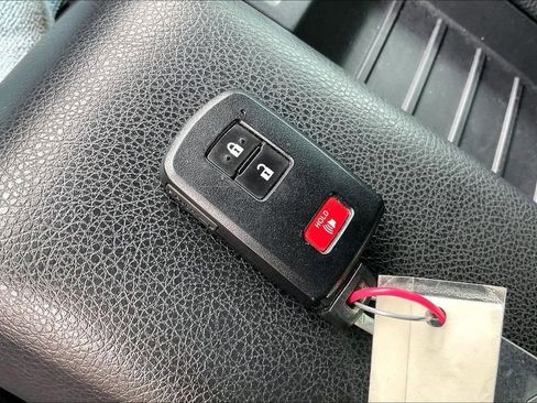 Used 2021 Toyota Tundra SR5 image 11