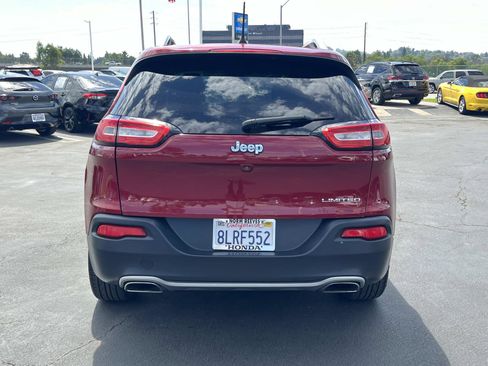Used 2017 Jeep Cherokee Limited w/ Luxury Group image 24