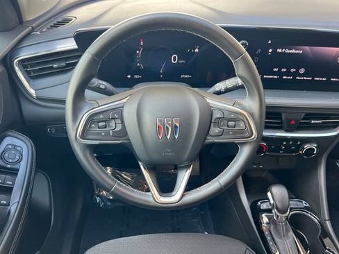 Used 2025 Buick Encore GX Preferred FWD image 18