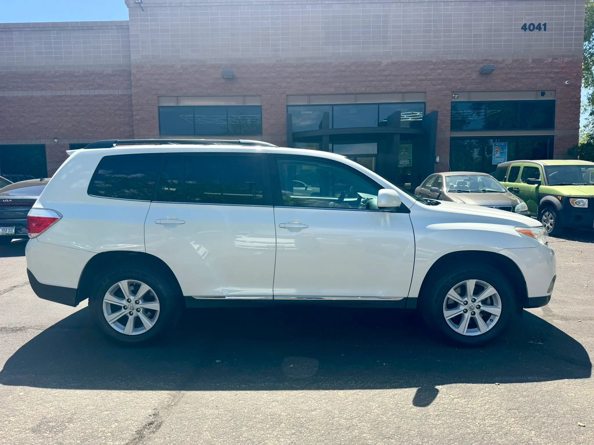 Used 2013 Toyota Highlander SE AWD/4WD image 4