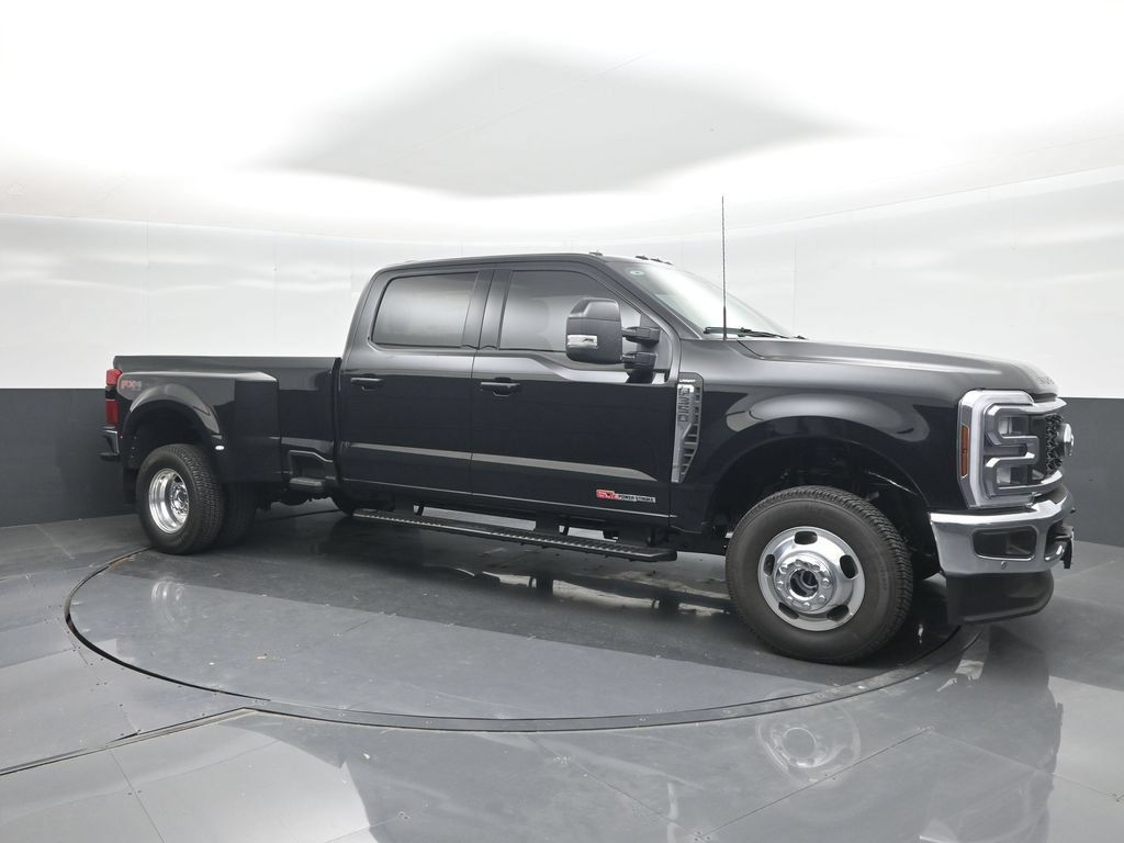 New 2026 Ford F350 Lariat w/ Lariat Premium Package AWD/4WD image 11