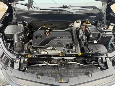 Used 2019 Chevrolet Equinox LS w/ LS Convenience Package FWD image 23