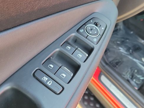 Used 2019 Hyundai Santa Fe Ultimate image 17