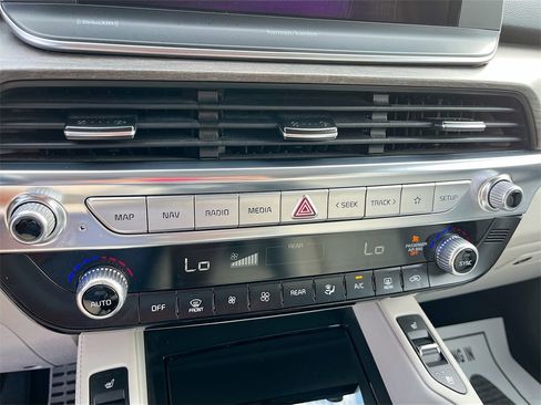 Used 2022 Kia Telluride SX image 15