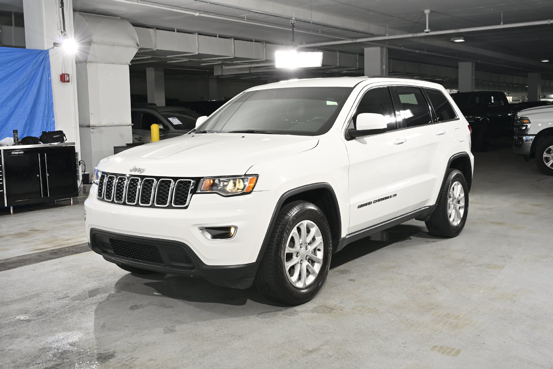 Used 2022 Jeep Grand Cherokee Laredo X AWD/4WD 360° Tour