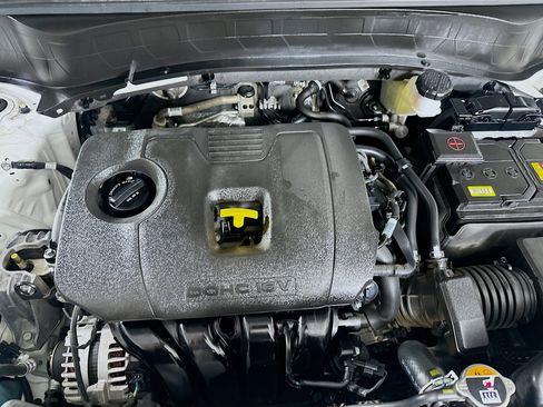 Used 2025 Kia Seltos S image 32