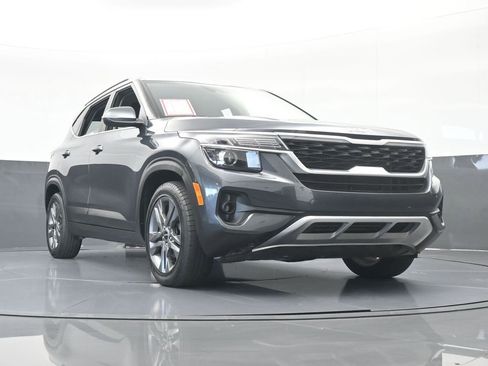 Used 2023 Kia Seltos S w/ Navigation Package image 63