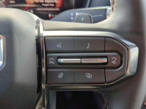 New 2026 GMC Terrain AT4 w/ Convenience Package III image 17