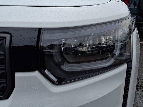 New 2026 Jeep Cherokee Laredo AWD/4WD image 4