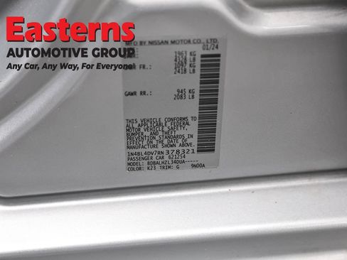 Used 2024 Nissan Altima 2.5 SV FWD image 34