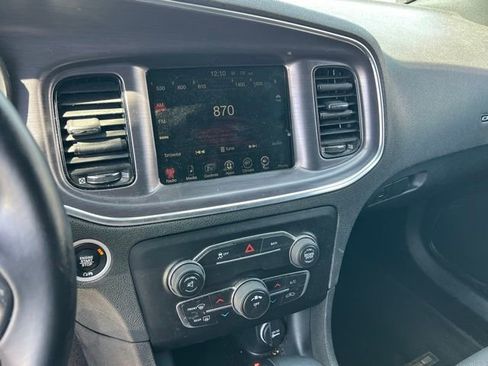 Used 2016 Dodge Charger SE w/ Blacktop Package RWD image 22