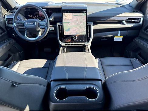 New 2026 GMC Yukon XL Elevation w/ LPO, Get Active Package AWD/4WD image 11