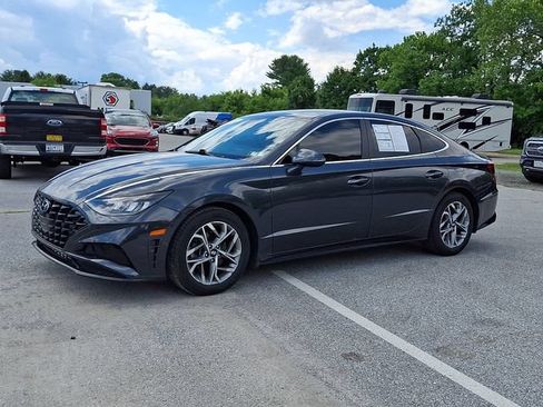 Used 2021 Hyundai Sonata SEL w/ Winter Weather Package FWD image 6