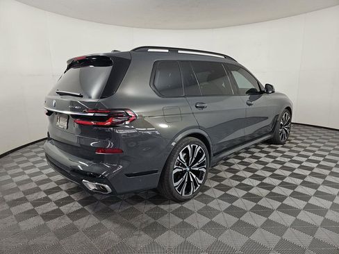 Used 2024 BMW X7 xDrive40i w/ M Sport Package image 5