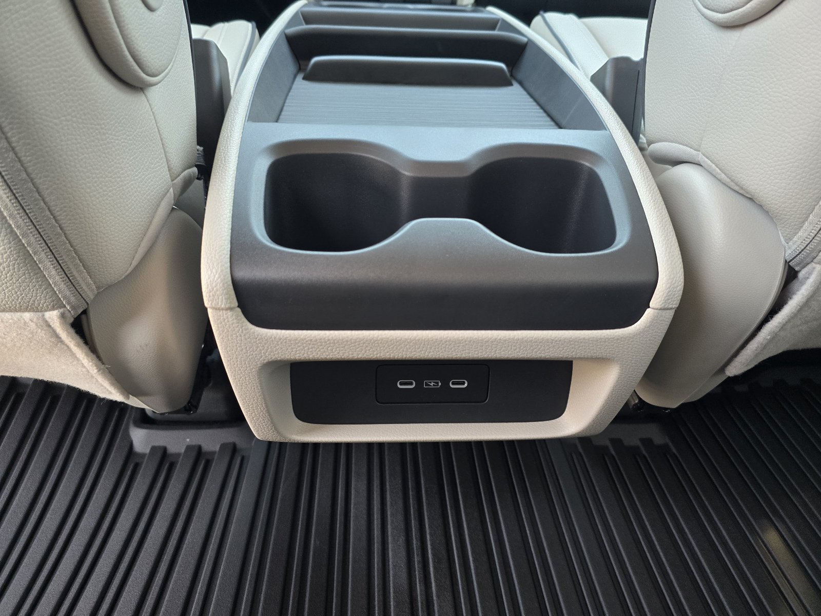 New 2026 Honda Odyssey Touring image 24