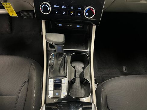 Used 2024 Hyundai Tucson SE image 42