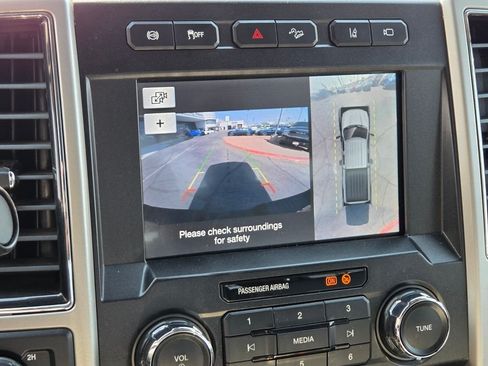 Used 2019 Ford F250 Lariat w/ Lariat Ultimate Package AWD/4WD image 31
