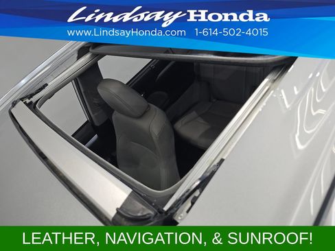 Used 2019 Toyota Highlander XLE AWD/4WD image 21