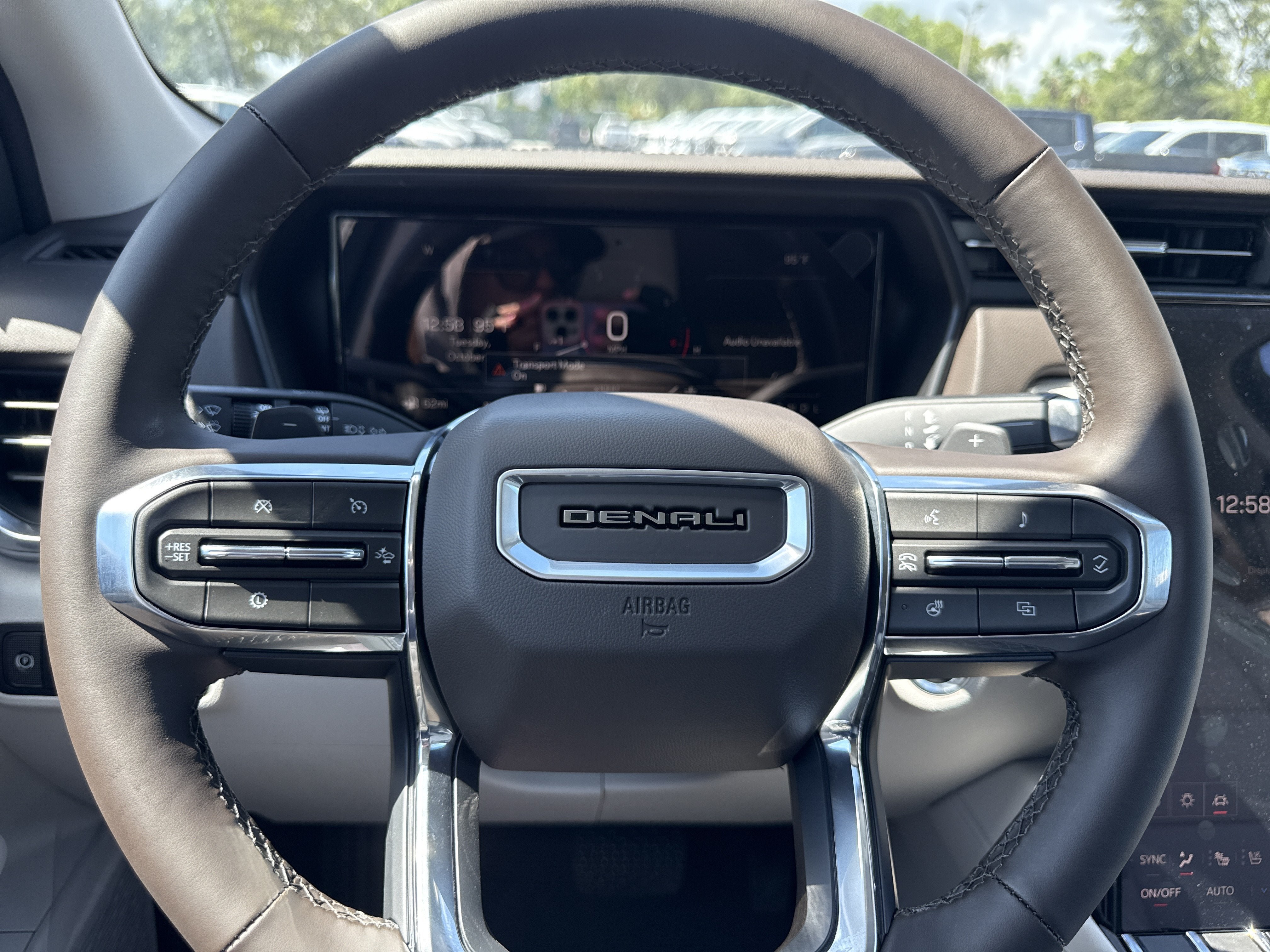 New 2027 GMC Terrain Denali w/ LPO, Floor Liner Package AWD/4WD image 9