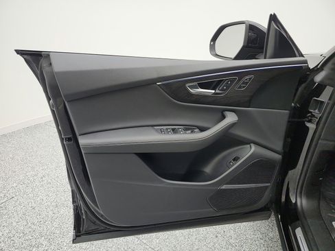 Used 2023 Audi Q8 Premium Plus w/ Premium Plus Package image 14