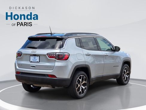 Used 2025 Jeep Compass Limited AWD/4WD image 4