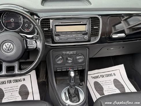 Used 2014 Volkswagen Beetle 1.8T image 16