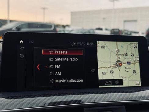 Used 2019 BMW M4 Convertible w/ Competition Package image 33