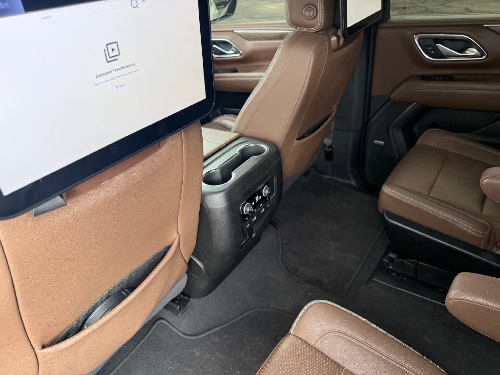 Used 2024 Chevrolet Suburban High Country w/ Advanced Technology Package AWD/4WD image 28