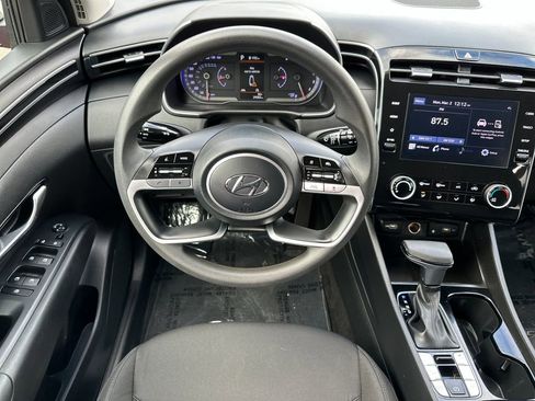 Used 2023 Hyundai Tucson SEL FWD image 13