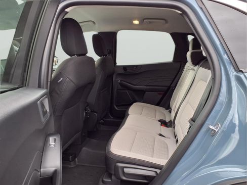 Used 2023 Ford Escape Active w/ Tech Pack #1 AWD/4WD image 12