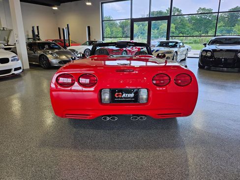 Used 2002 Chevrolet Corvette Convertible w/ Preferred Equipment Group2 RWD image 5