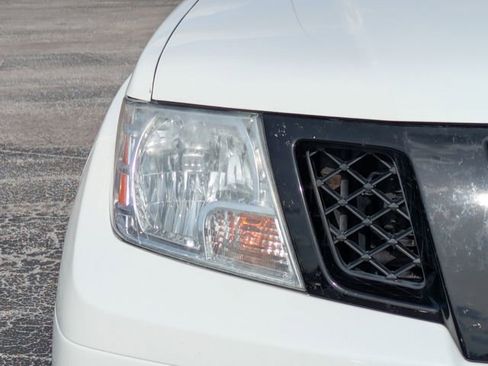 Used 2019 Nissan Frontier SV w/ Value Truck Package image 10