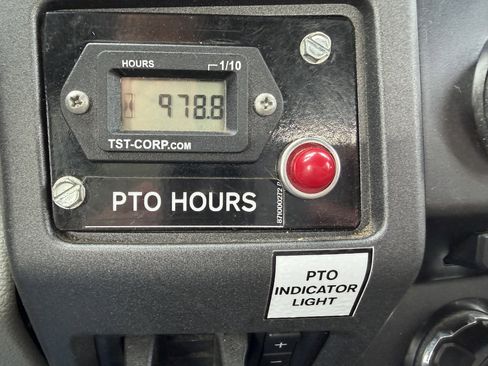 Used 2017 Ford F550 4x4 SuperCab Super Duty image 16