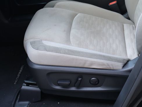 Used 2023 Nissan Pathfinder SV FWD image 15