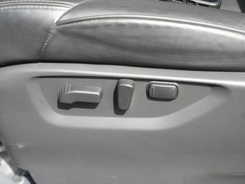 Used 2021 Nissan Armada SV w/ SV Appearance Package image 24