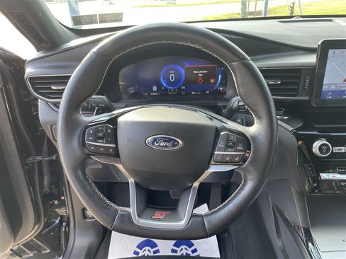 Used 2022 Ford Explorer ST AWD/4WD image 22