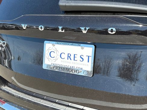 New 2026 Volvo XC90 B6 Plus w/ Protection Package Premier image 6