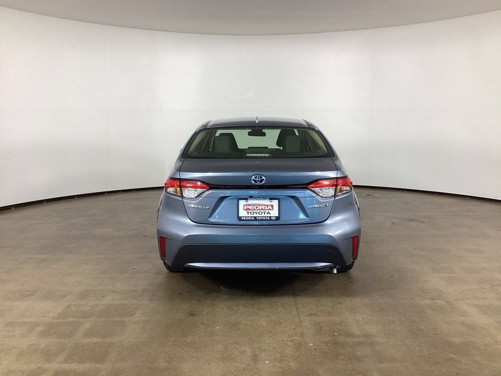Used 2022 Toyota Corolla LE FWD image 6