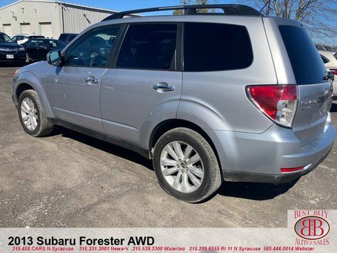 Used 2013 Subaru Forester 2.5X Premium w/ All-Weather Plus Pkg AWD/4WD image 9