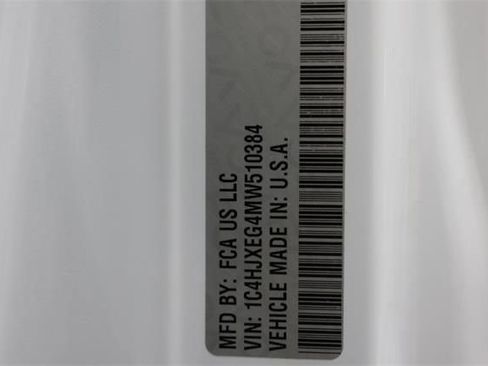 Used 2021 Jeep Wrangler Unlimited Sahara image 38